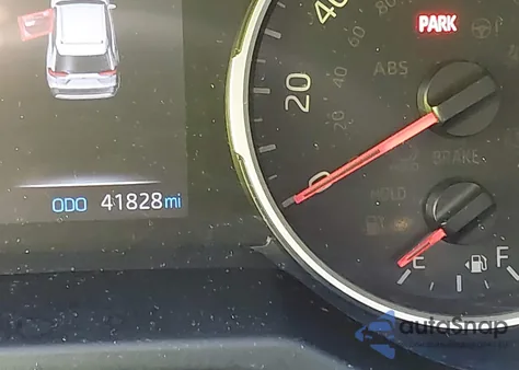 2022 Toyota Rav4 Xle Premium z USA, uszkodzony, nr VIN 2T3A1RFV7NW298980